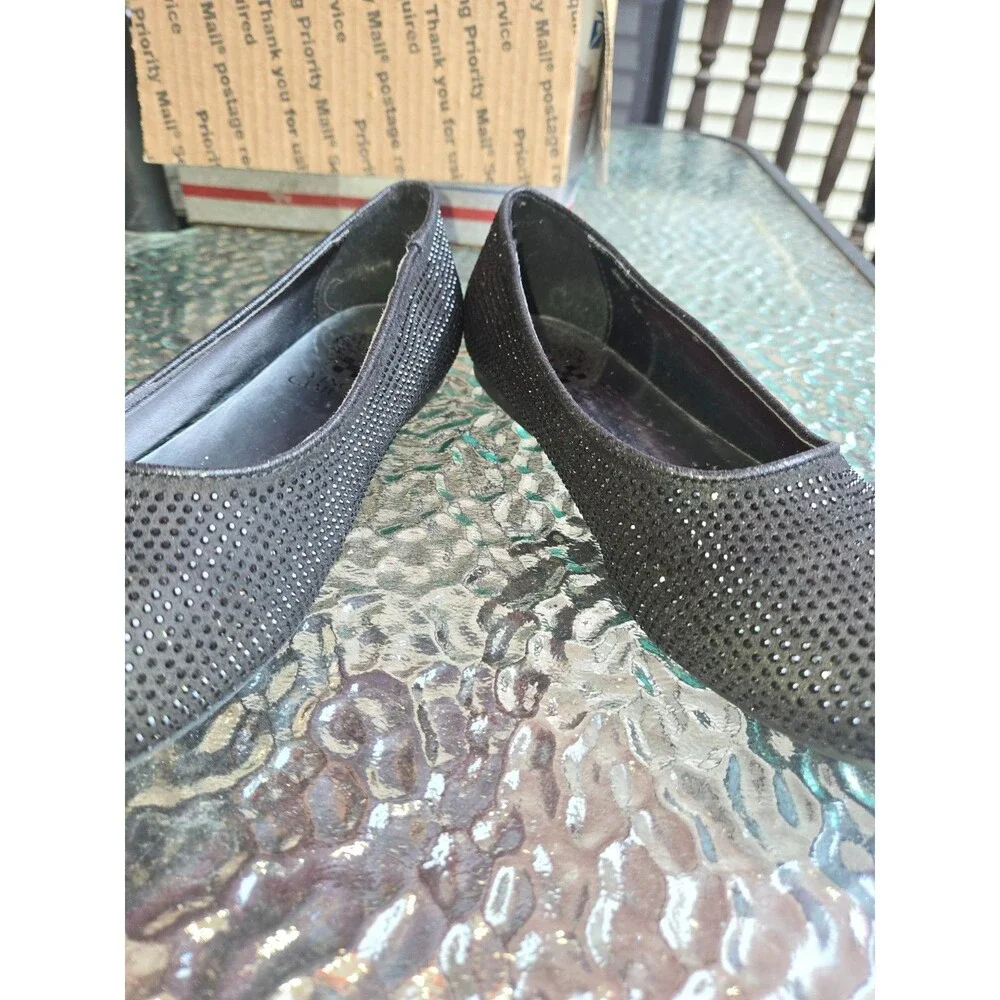 Vince Camuto Womens Sz 2 Black Rhinestone Embellished Ballet Flats